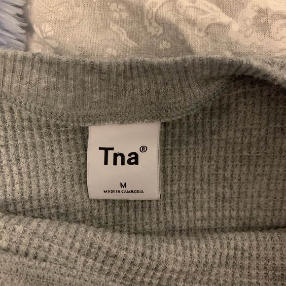 Waffle print Long sleeve cropped top - Picture 2 of 2